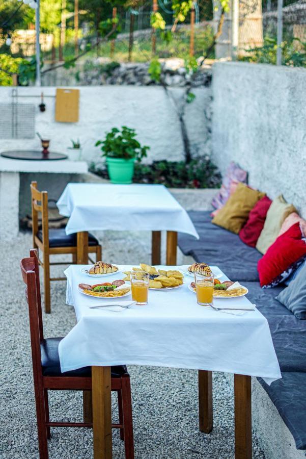 Patio Rooms Gjirokastër Exterior foto